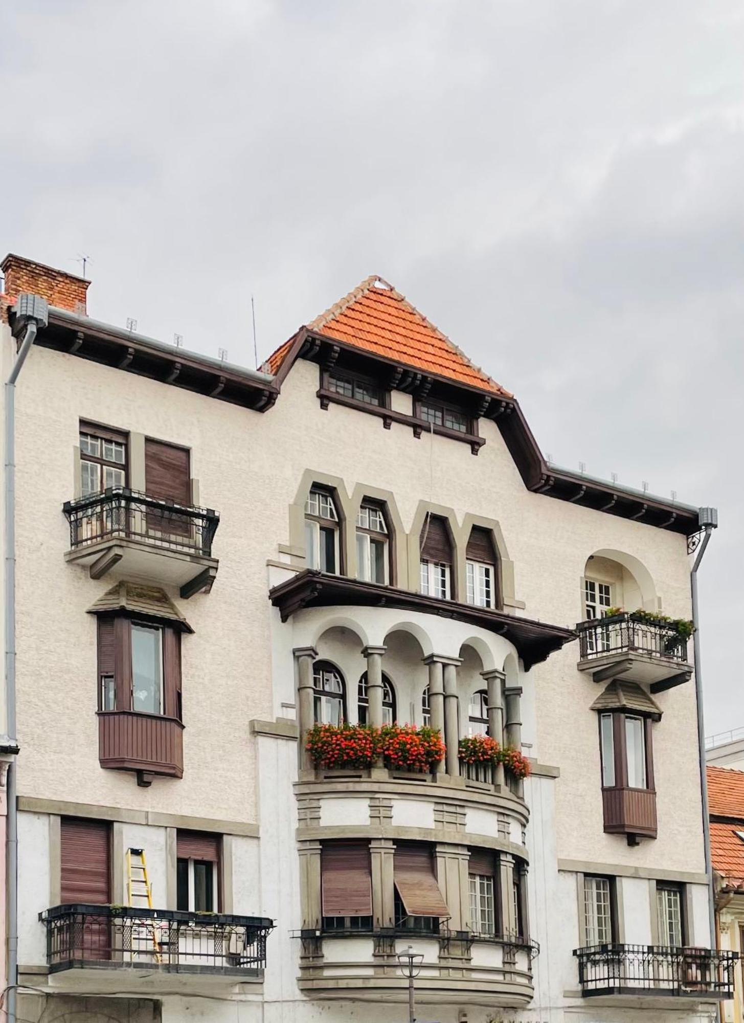 Littleparis Apartment Cluj-Napoca Exterior photo